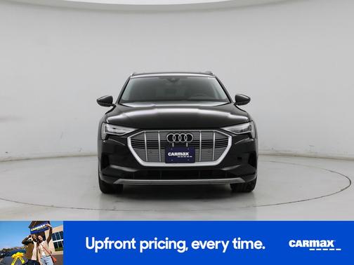 2022 Audi e-tron Premium