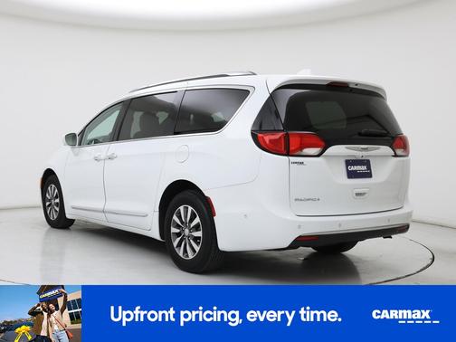 White 2020 Chrysler Pacifica Touring L-Plus