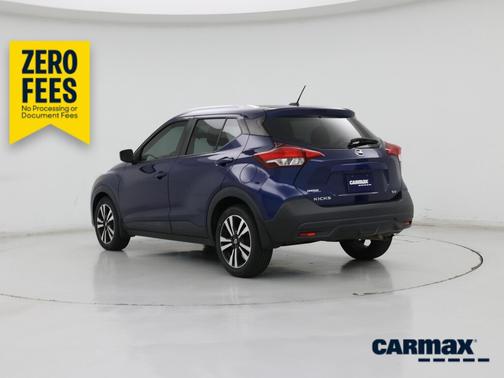 Blue 2018 Nissan Kicks SV