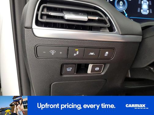 White 2022 Hyundai PALISADE Limited