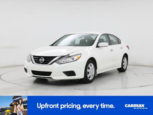 White 2017 Nissan Altima S