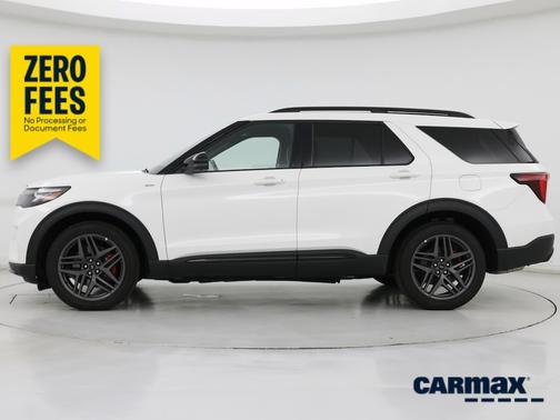 White 2025 Ford Explorer ST-Line