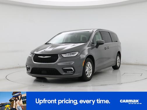 Gray 2023 Chrysler Pacifica Touring L