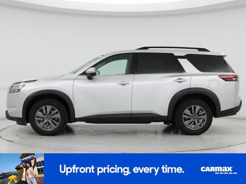 Silver 2025 Nissan Pathfinder SV