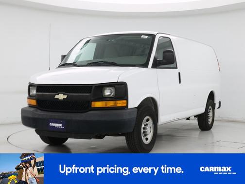 White 2015 Chevrolet Express 2500