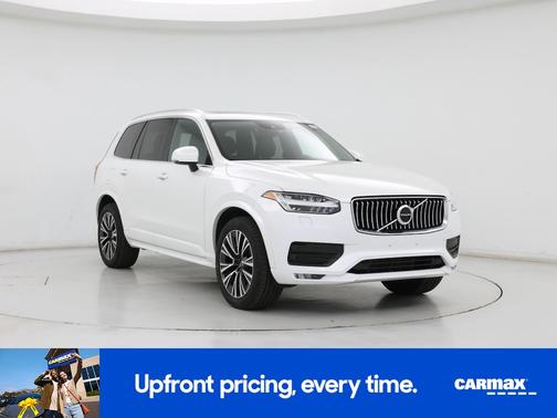 White 2021 Volvo XC90 T6 Momentum