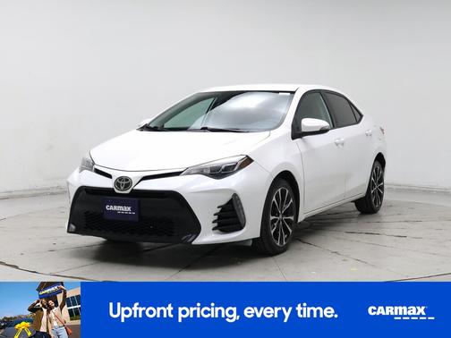 White 2017 Toyota Corolla SE