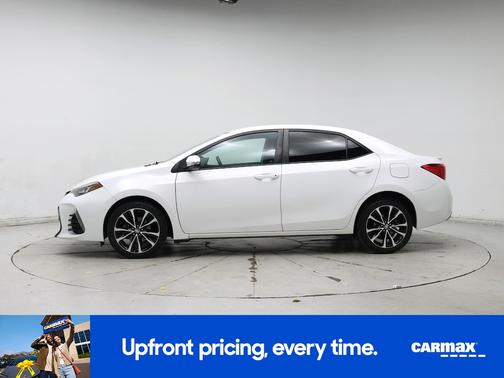 White 2017 Toyota Corolla SE