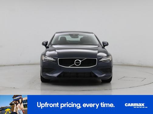 2019 Volvo S60 T6 Momentum