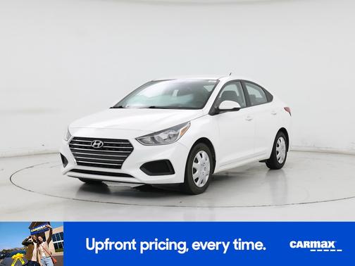 White 2019 Hyundai Accent SE