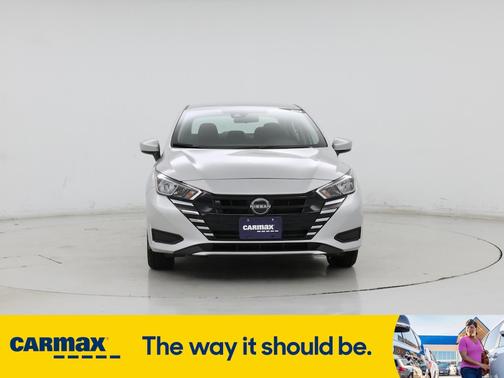 2023 Nissan Versa SV