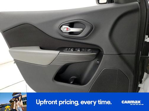 2014 Jeep Cherokee Sport