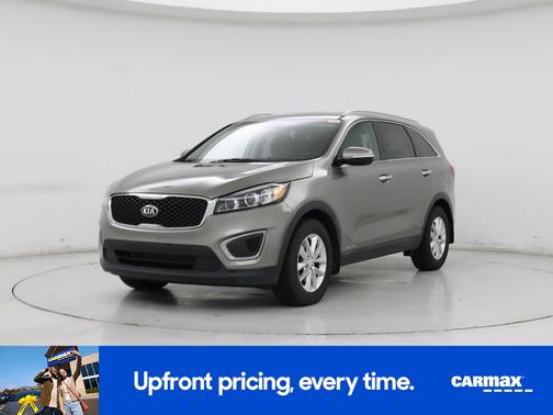 Gray 2016 Kia Sorento LX