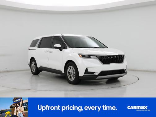 2024 Kia Carnival LX Seat Package