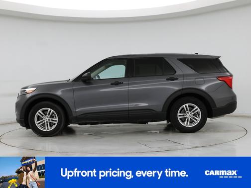 Gray 2022 Ford Explorer