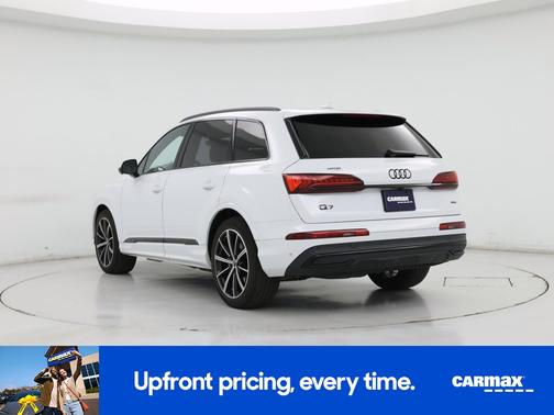 White 2022 Audi Q7 Prestige