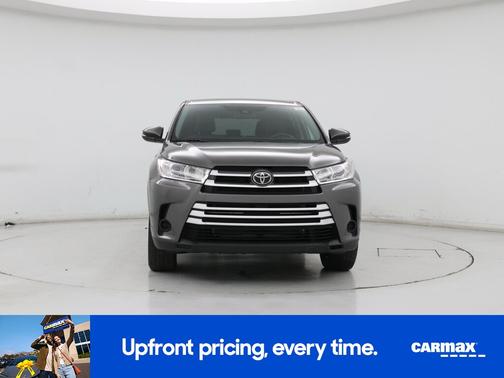 Gray 2019 Toyota Highlander LE