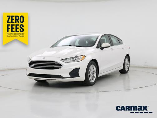 White 2019 Ford Fusion SE