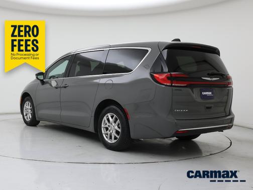Gray 2025 Chrysler Pacifica Select
