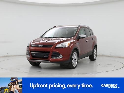 Red 2014 Ford Escape SE