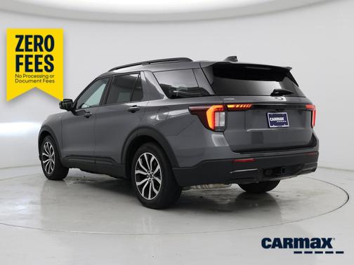 Gray 2025 Ford Explorer ST-Line