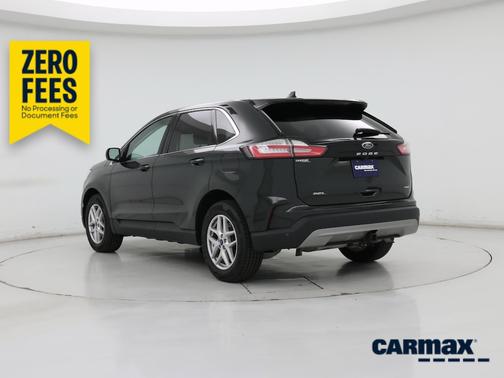 Green 2022 Ford Edge SEL