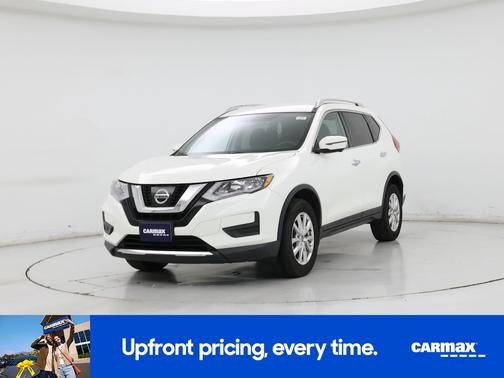 White 2017 Nissan Rogue SV
