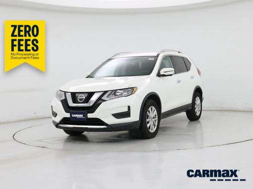 White 2017 Nissan Rogue SV