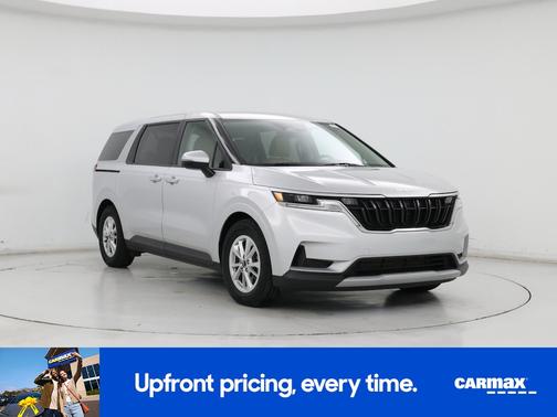 Gray 2023 Kia Carnival LX