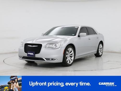 Silver 2019 Chrysler 300 Limited