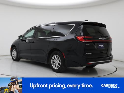 Black 2025 Chrysler Pacifica Select