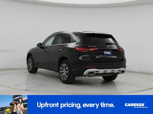 2024 Mercedes-Benz GLC 300 