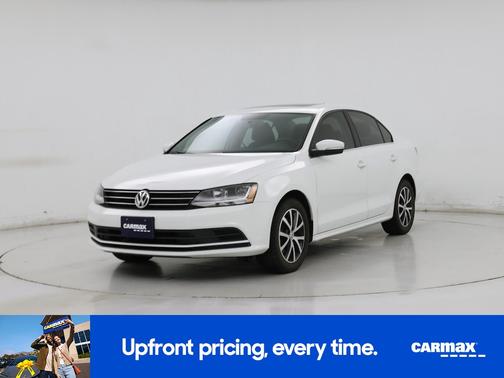 White 2017 Volkswagen Jetta SE