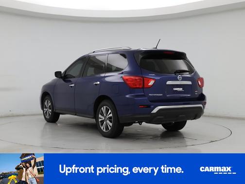 2018 Nissan Pathfinder SV