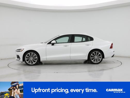 2021 Volvo S60 T6 Momentum