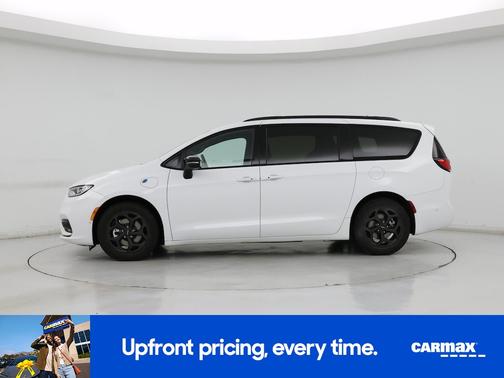 2024 Chrysler Pacifica Hybrid Premium S Appearance Pkg