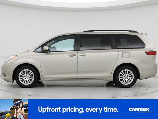 Gold 2017 Toyota Sienna XLE Premium