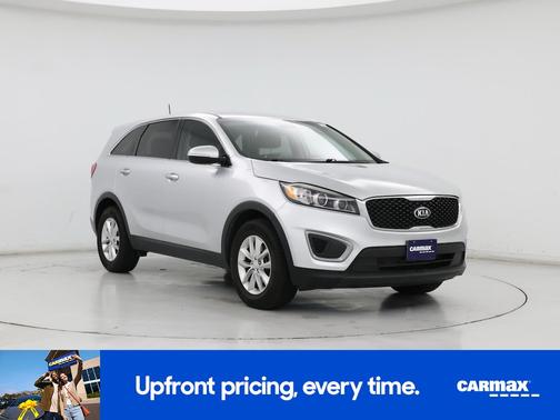 Gray 2016 Kia Sorento L