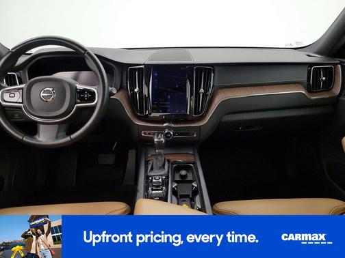 2021 Volvo XC60 T5 Inscription