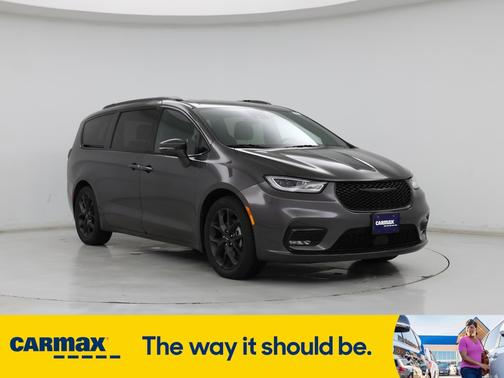 2021 Chrysler Pacifica Touring