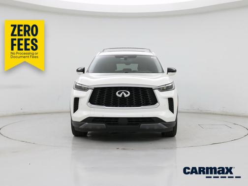 White 2023 INFINITI QX60 Sensory