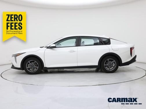 White 2025 Kia K4 LXS