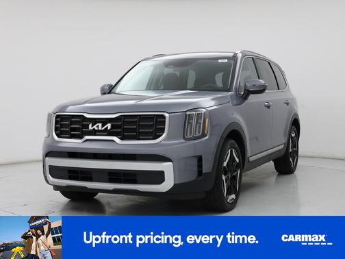 Silver 2025 Kia Telluride S