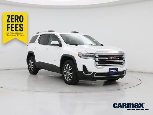White 2023 GMC Acadia SLT