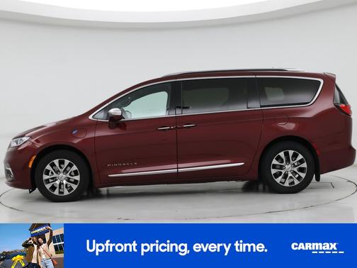 Red 2022 Chrysler Pacifica Hybrid Pinnacle