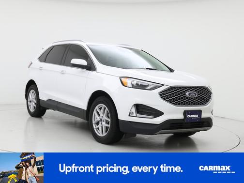 White 2023 Ford Edge SEL