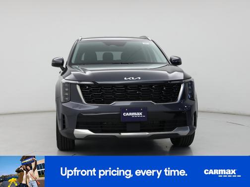 Gray 2024 Kia Sorento S