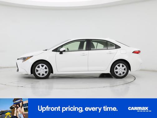 White 2021 Toyota Corolla LE