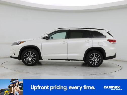 2017 Toyota Highlander SE