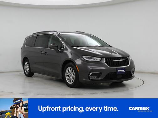 Gray 2022 Chrysler Pacifica Touring L